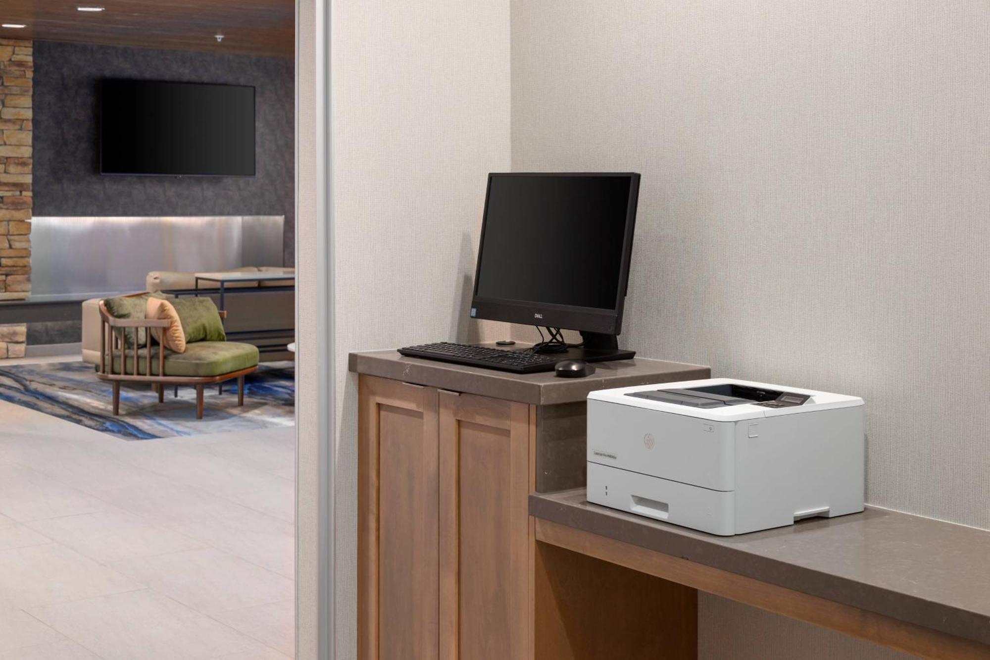 Fairfield Inn & Suites Morganton Historic Downtown Экстерьер фото