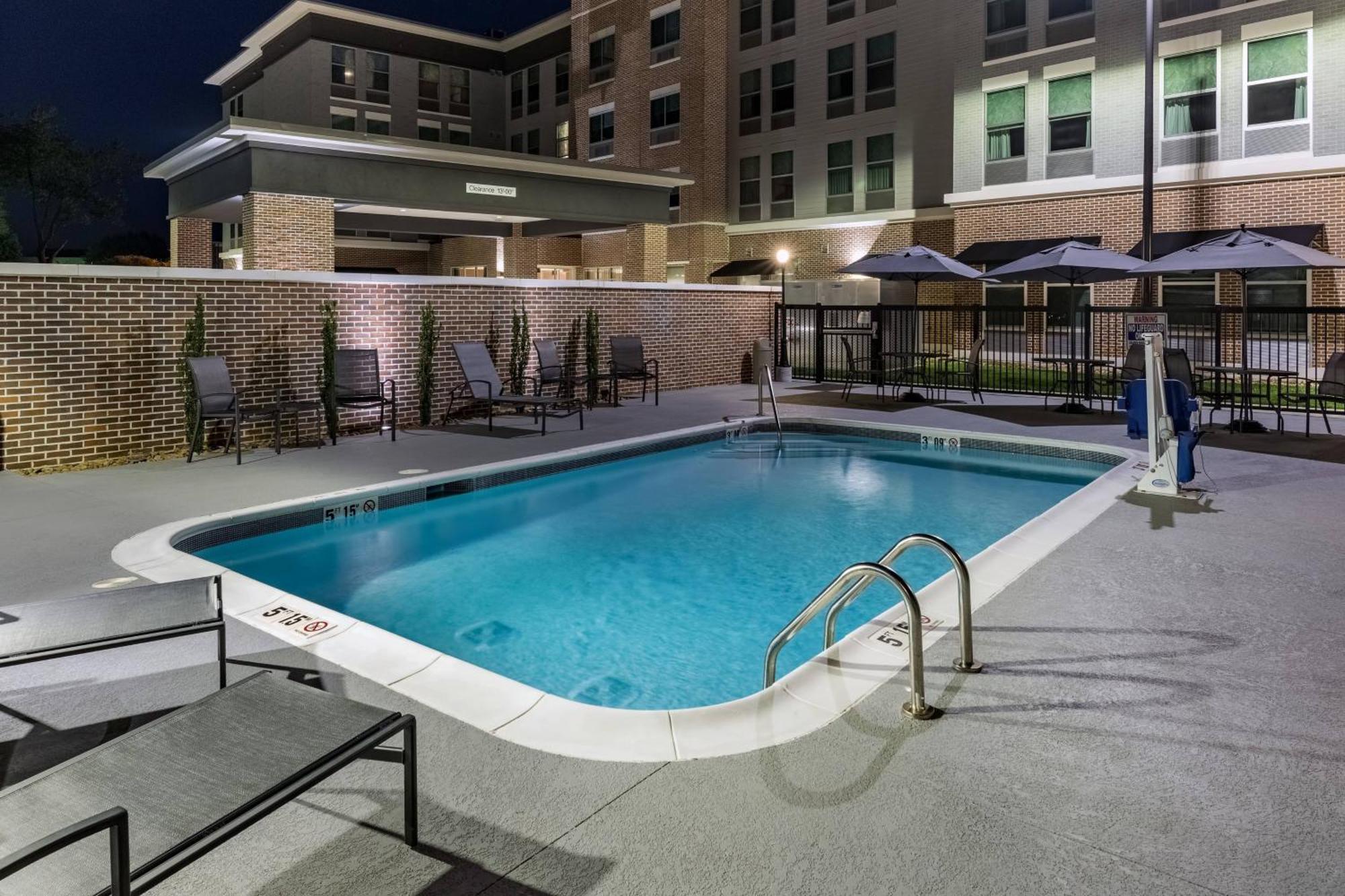 Fairfield Inn & Suites Morganton Historic Downtown Экстерьер фото