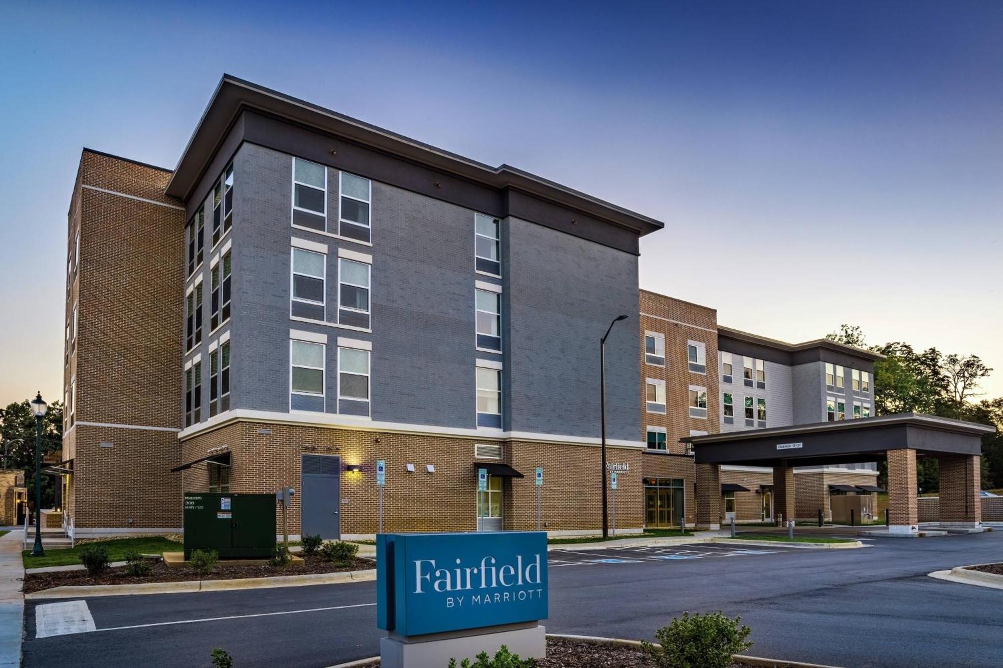 Fairfield Inn & Suites Morganton Historic Downtown Экстерьер фото